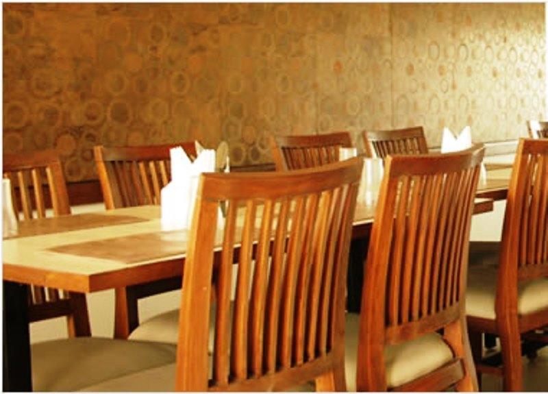 Hotel Dudawat 아흐메다바드 외부 사진